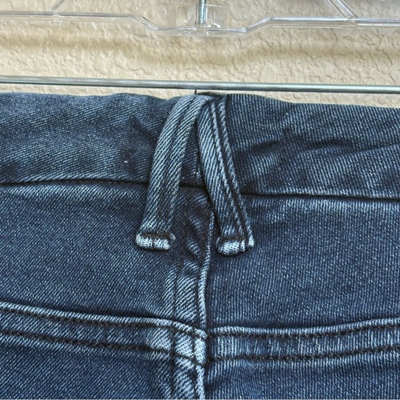 Good American Good Legs Size 4/27 Womens Dark Blue Raw Hem Ankle Jeans - Picture 9 of 12